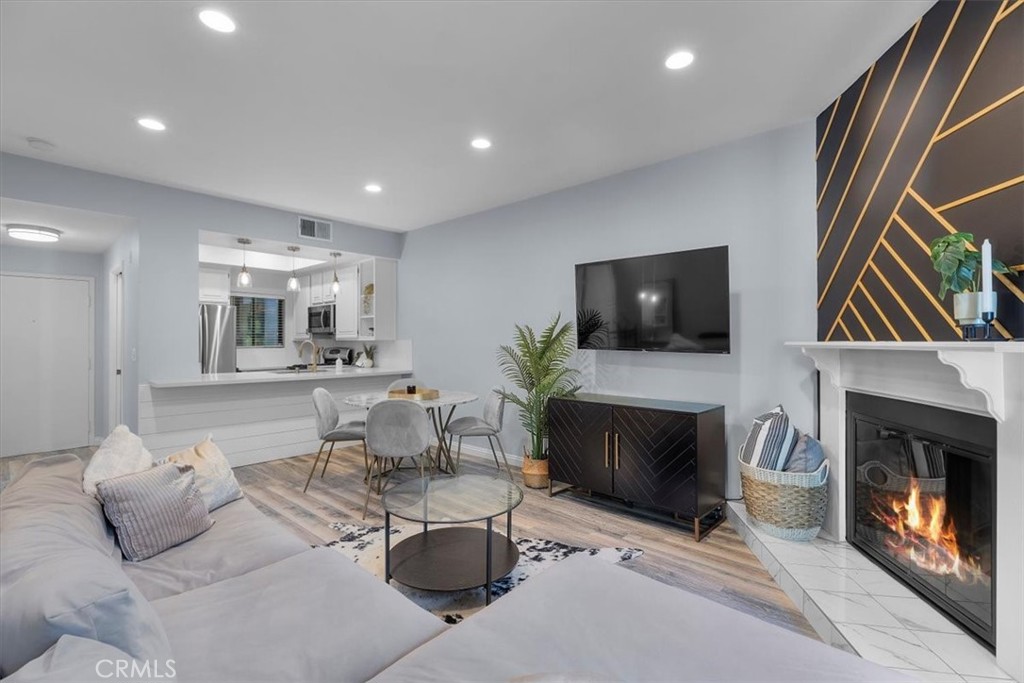 8675 Falmouth Avenue 109