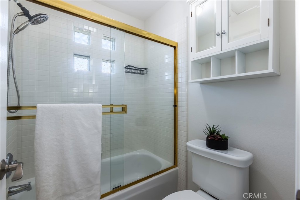 2801 Sepulveda Boulevard 34