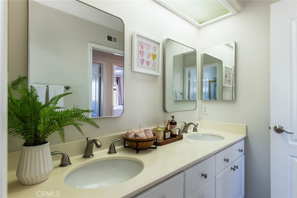 2801 Sepulveda Boulevard 34