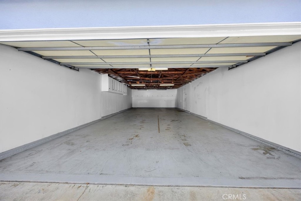 13204 S Wilton Place