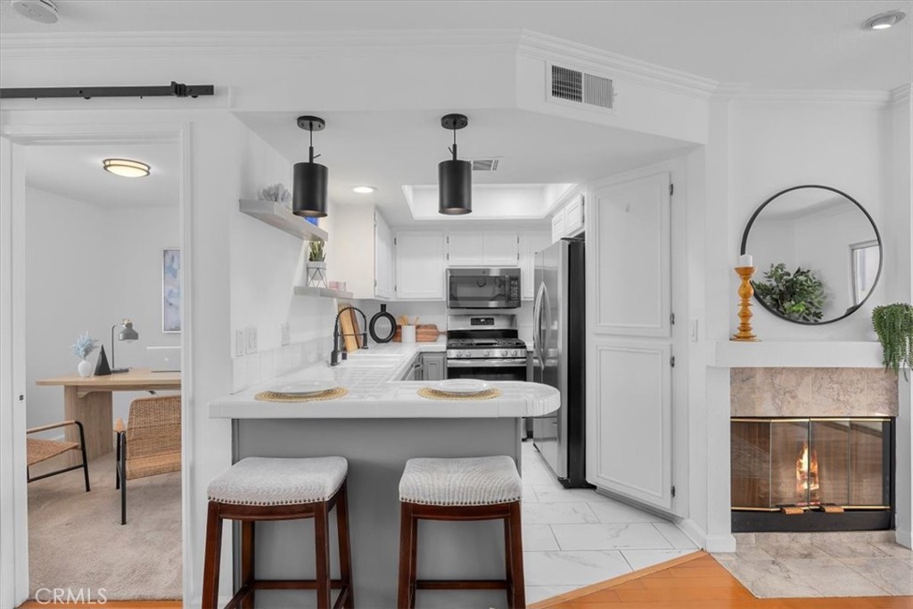 4003 W 165th Street