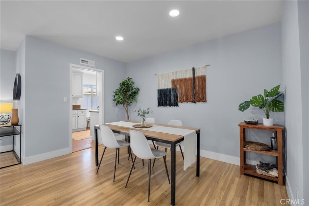 13204 S Wilton Place