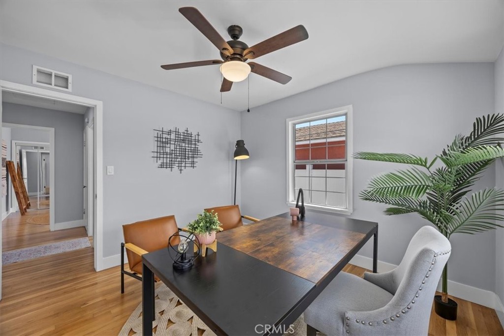 13204 S Wilton Place