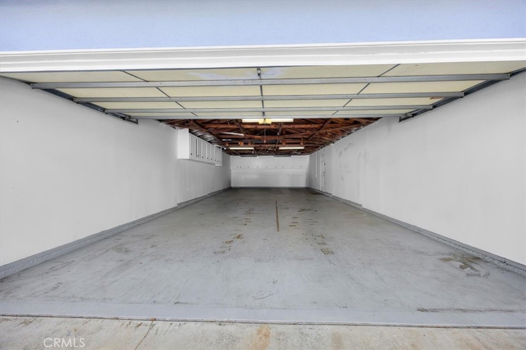 13204 S Wilton Place