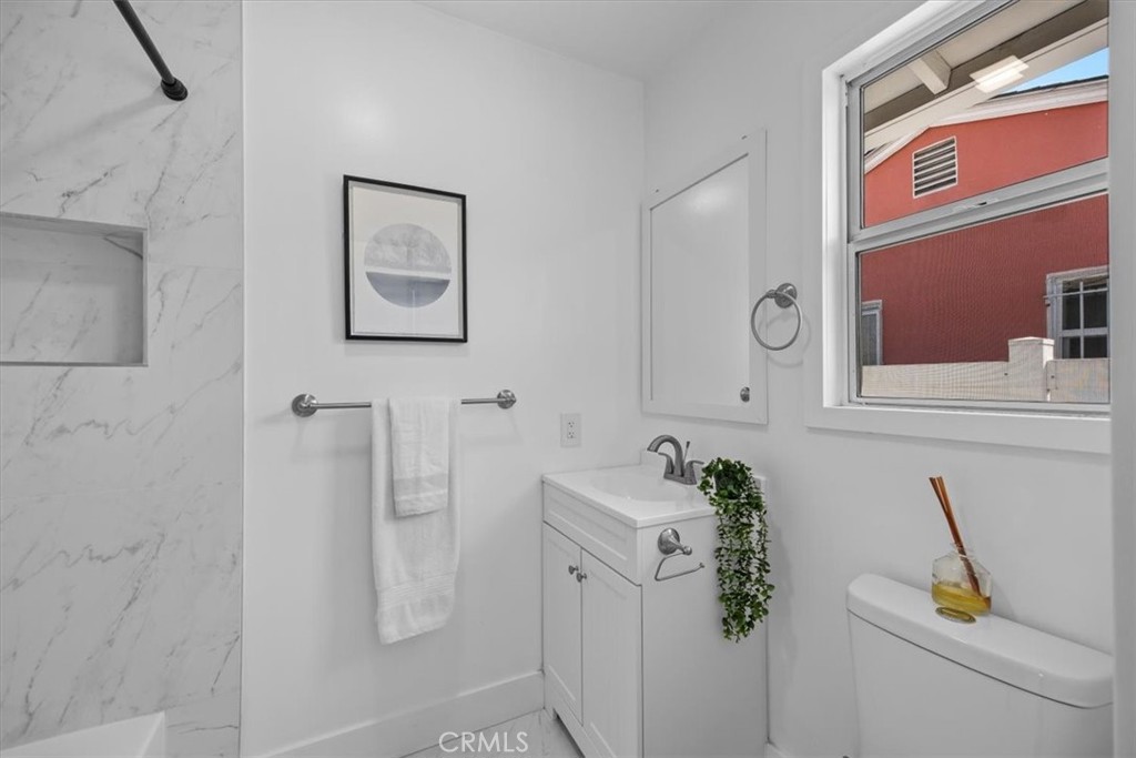 13204 S Wilton Place