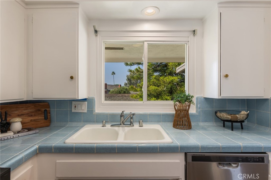 23028 Nadine Circle B