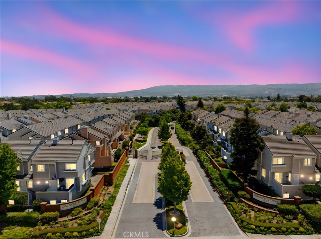 2800 Plaza Del Amo 20