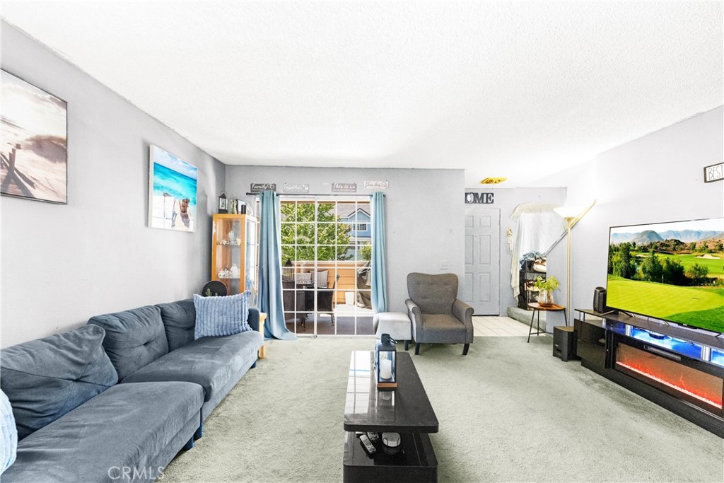 2800 Plaza Del Amo 20