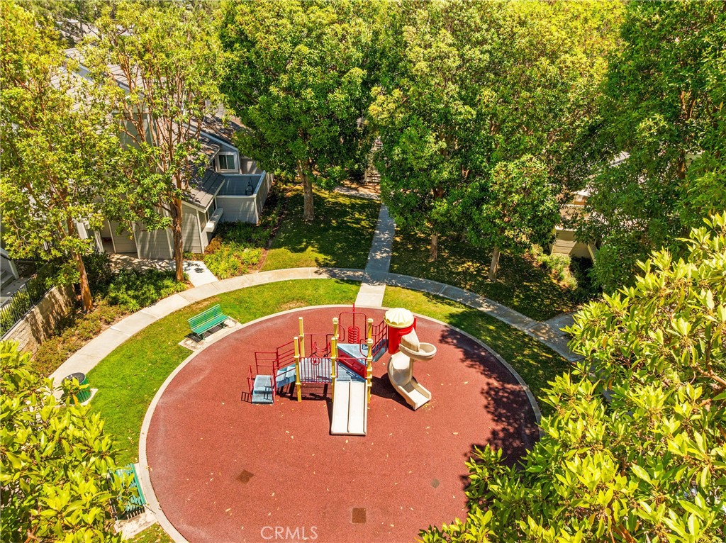 2800 Plaza Del Amo 20