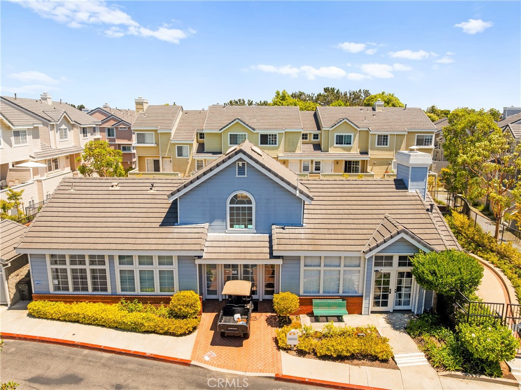 2800 Plaza Del Amo 20