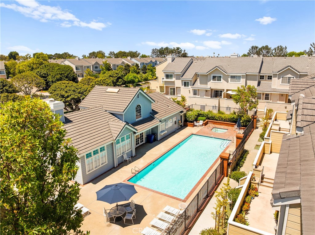 2800 Plaza Del Amo 20