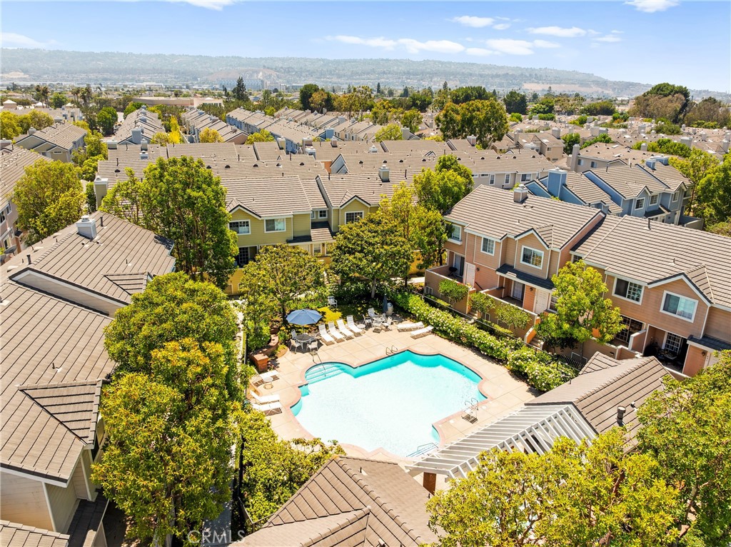 2800 Plaza Del Amo 20