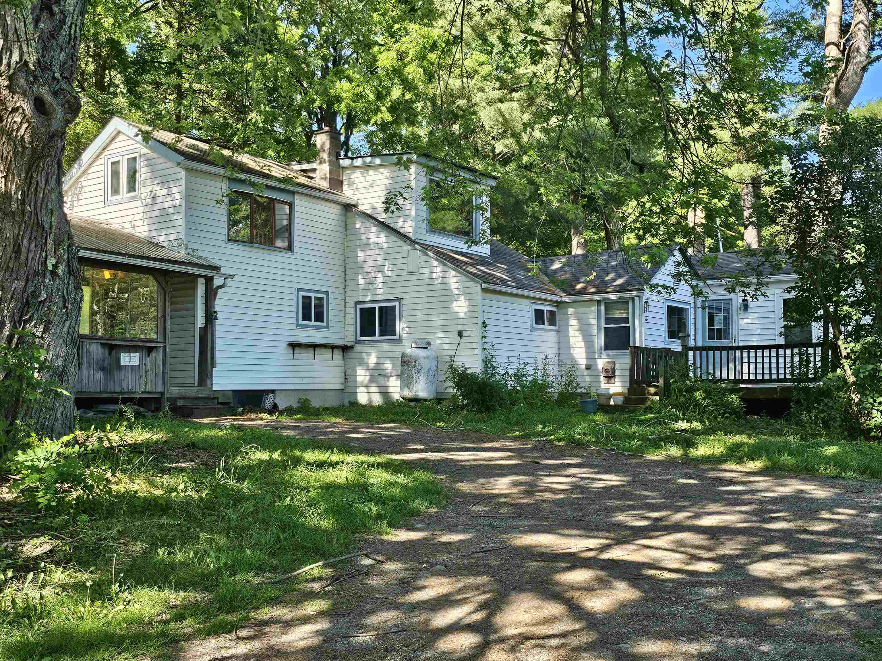 52 Town Hill Road
