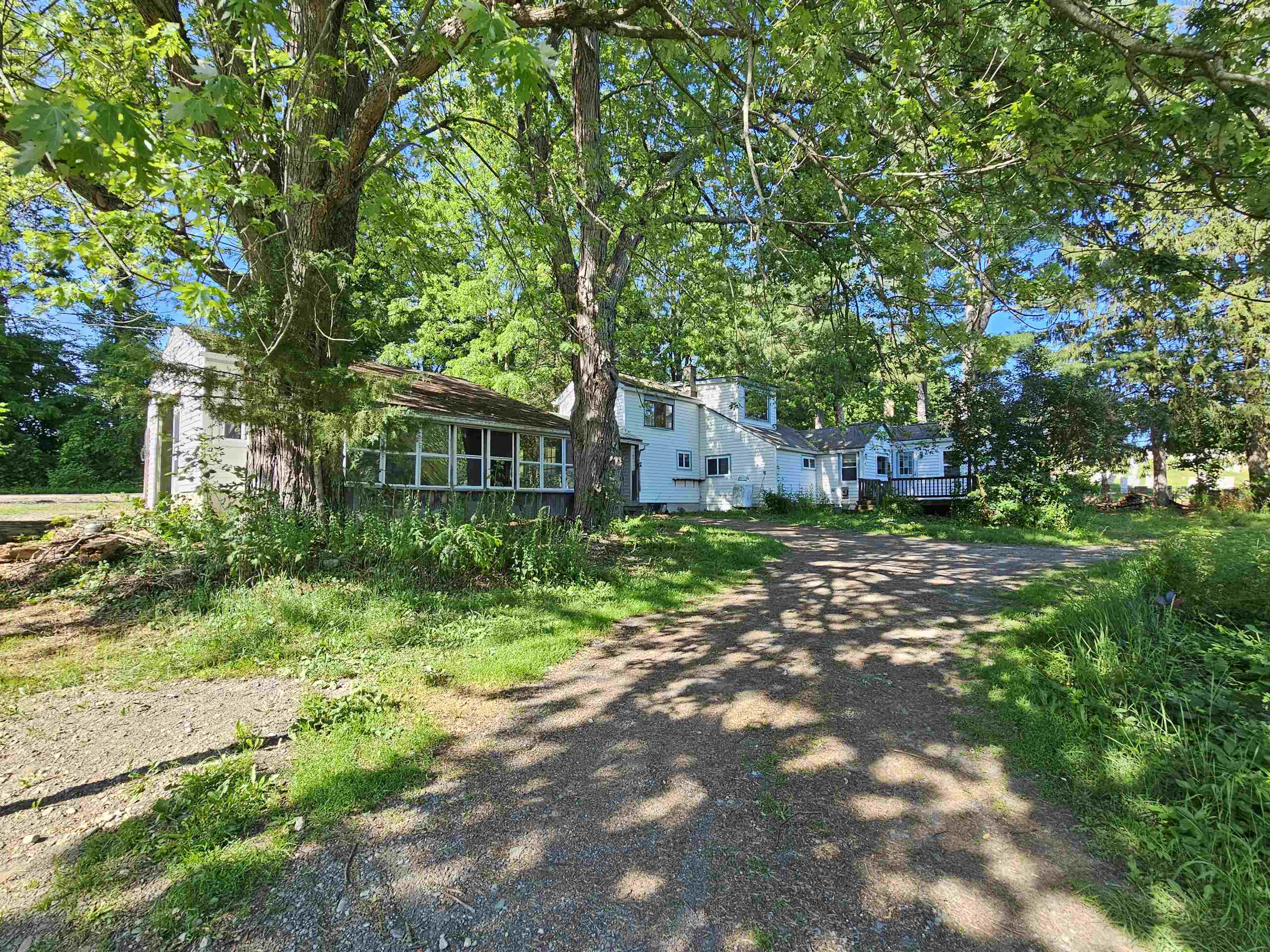 52 Town Hill Road