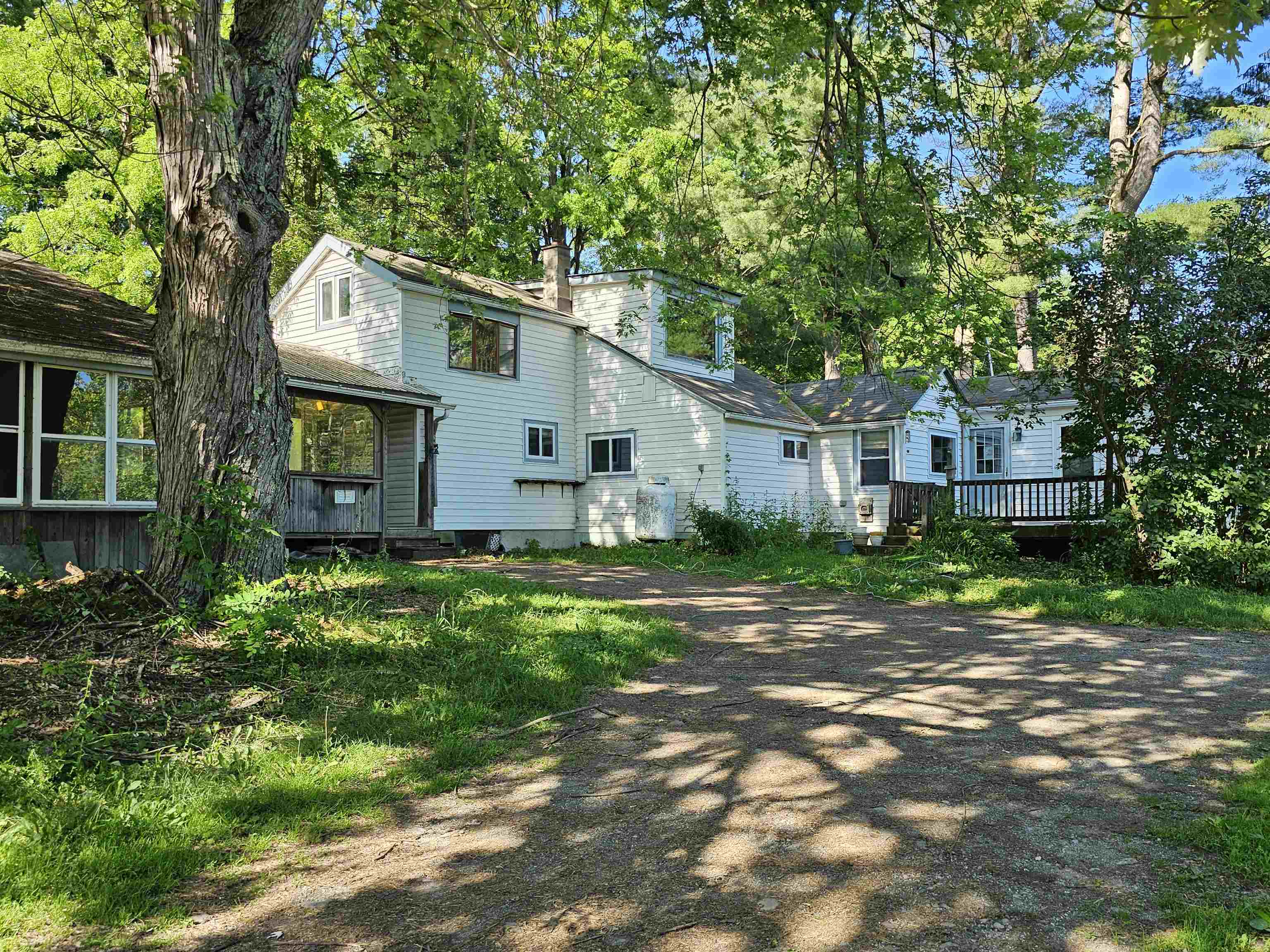 52 Town Hill Road