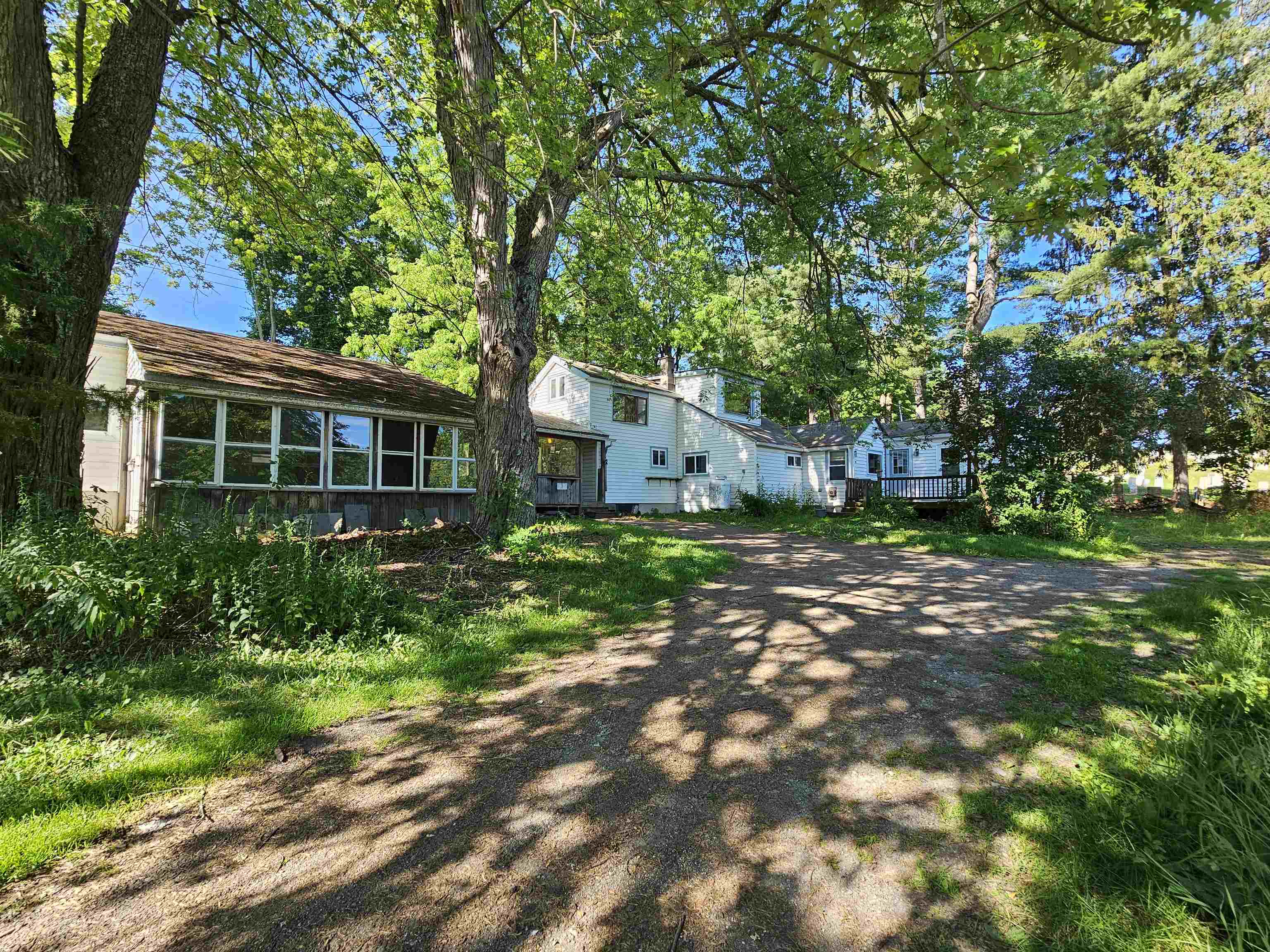 52 Town Hill Road