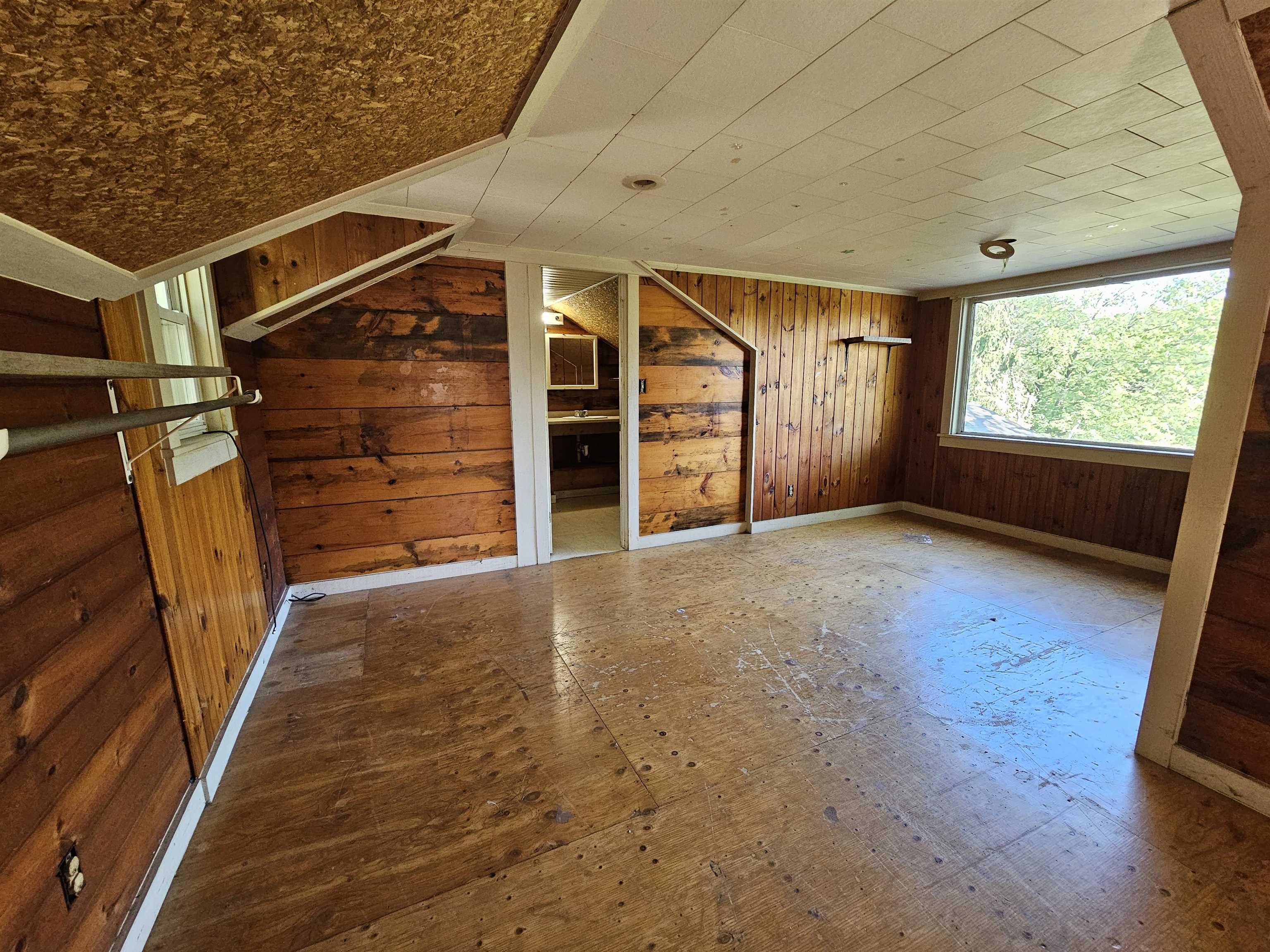 52 Town Hill Road