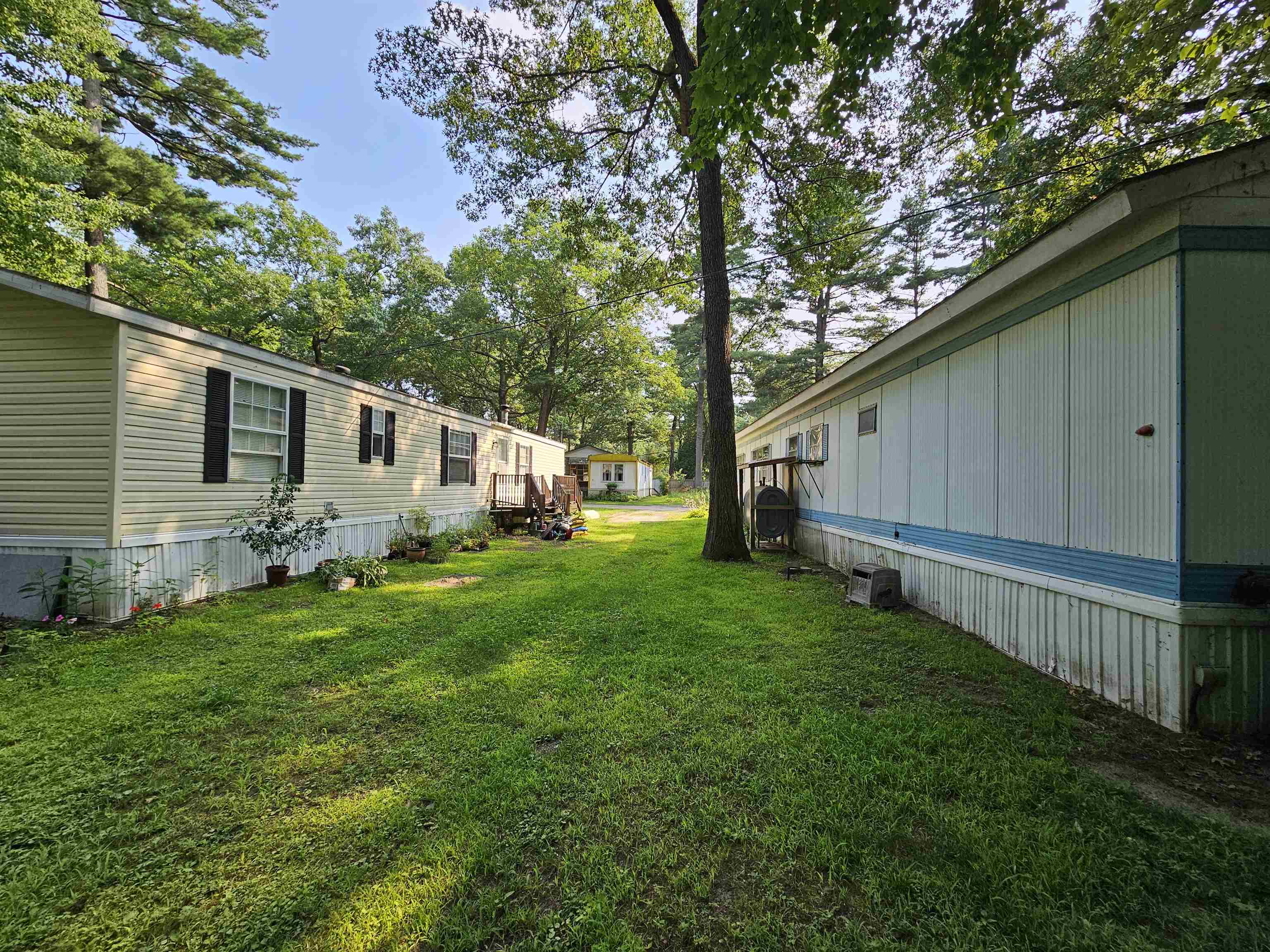 69 Hawthorne Lane