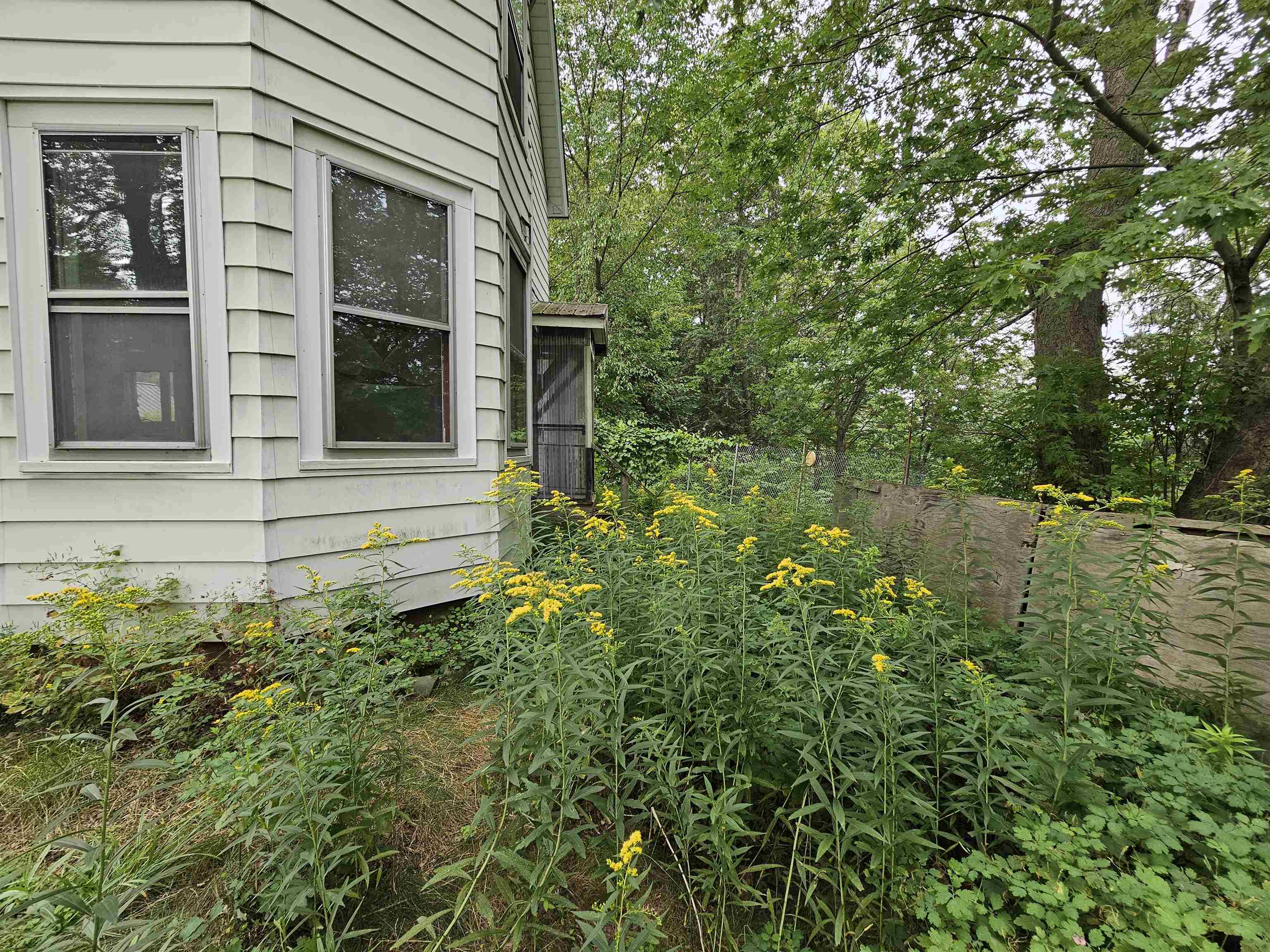 11 Buena Vista Place