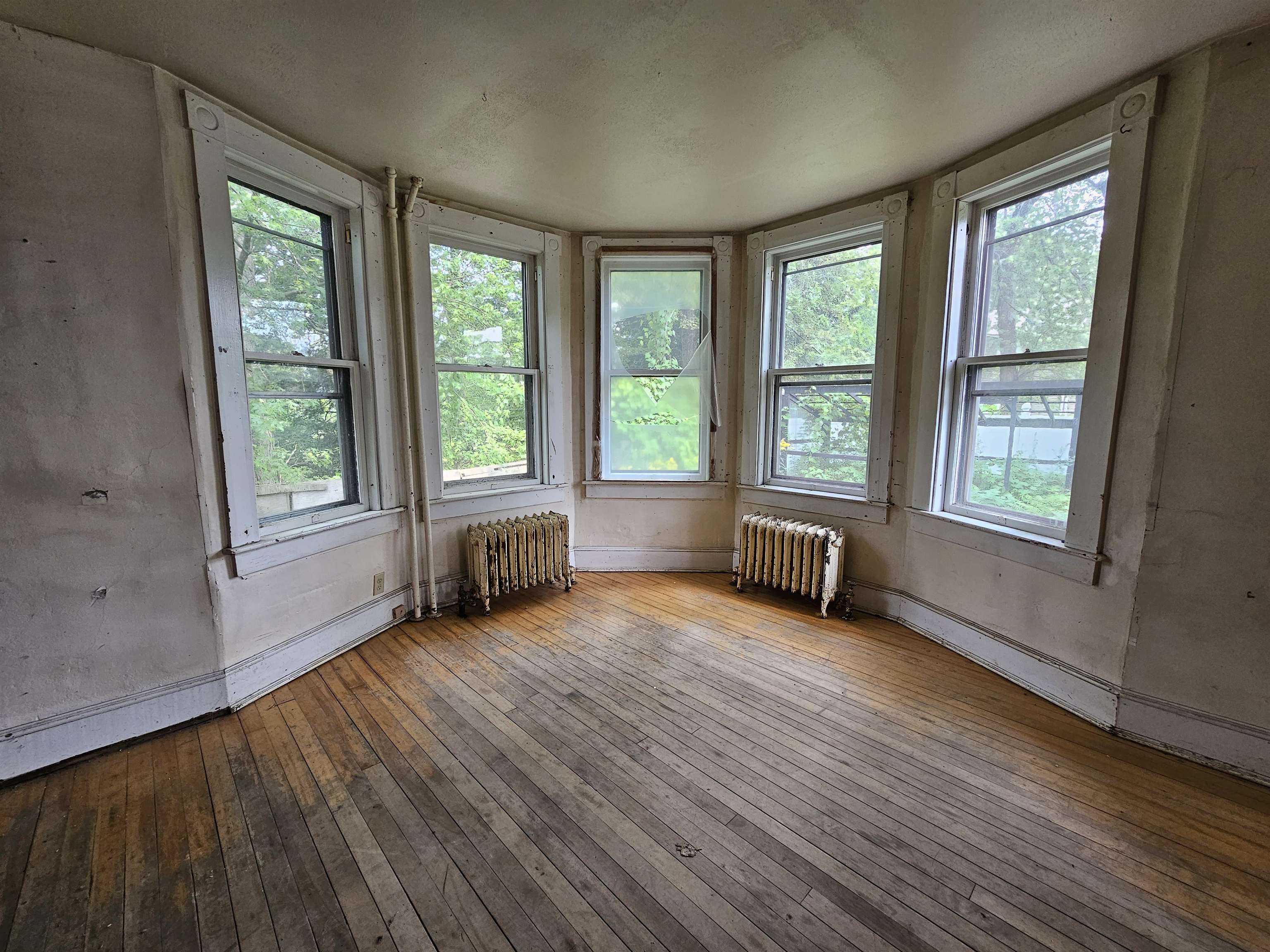 11 Buena Vista Place