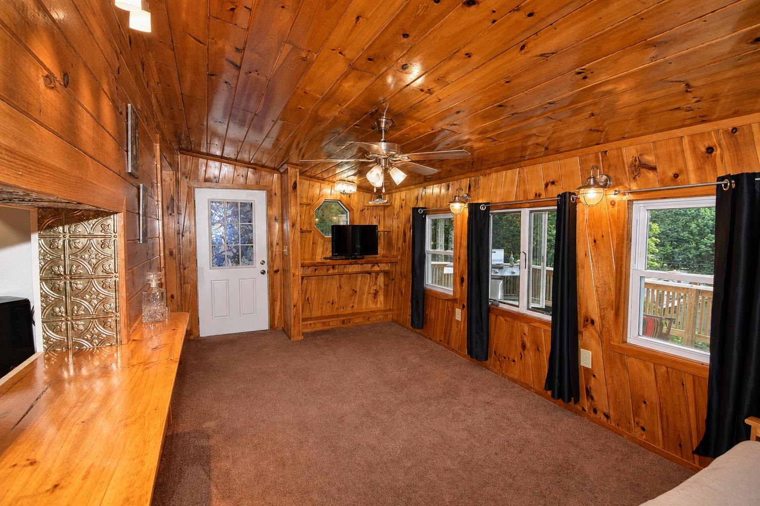 7 Ezra Stone Road