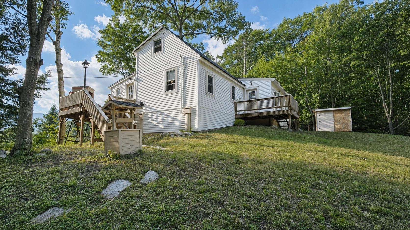 7 Ezra Stone Road