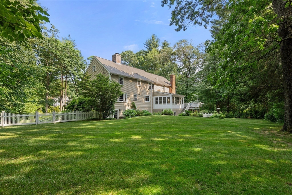 27 Chanticleer Road