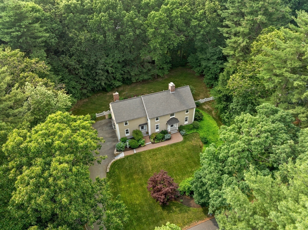 27 Chanticleer Road