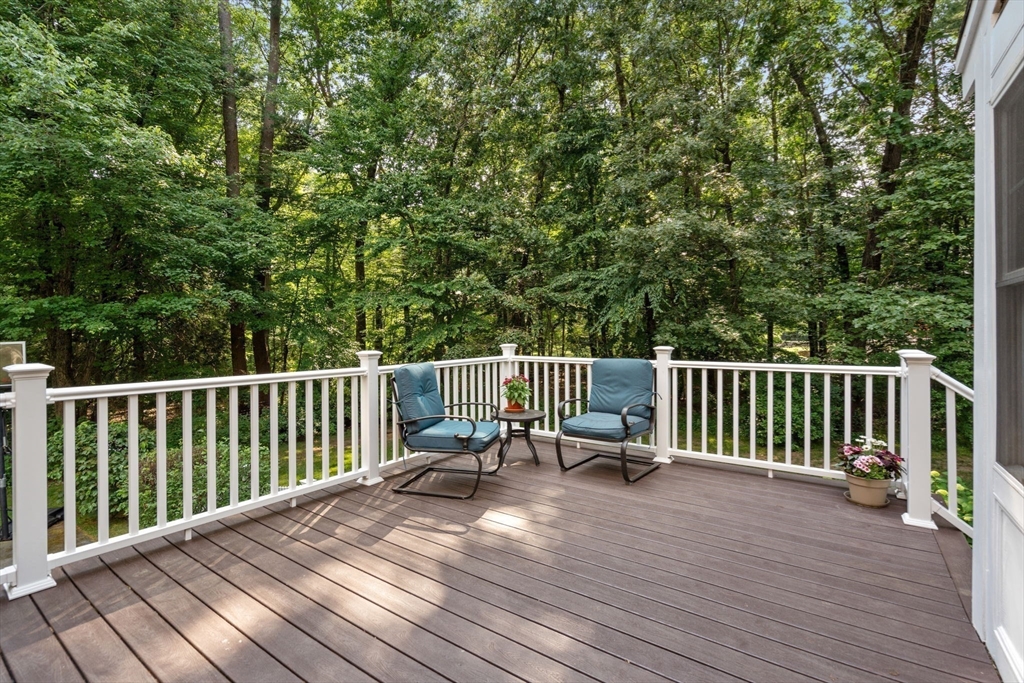 27 Chanticleer Road