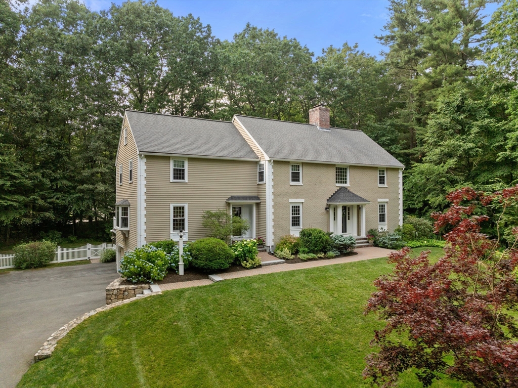 27 Chanticleer Road