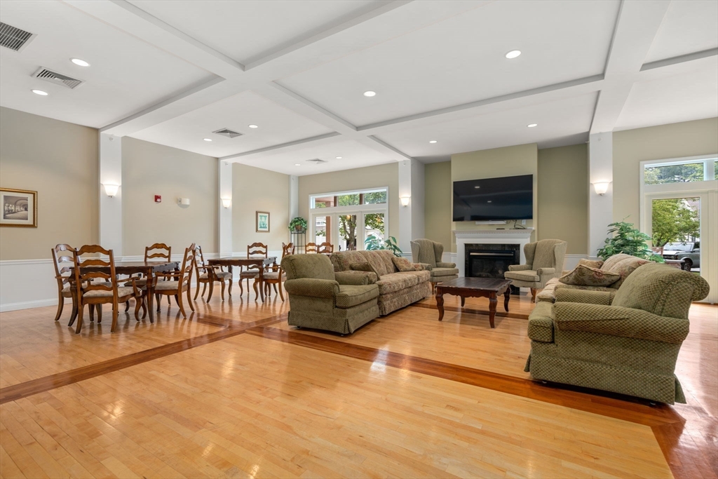 10 Northwood Drive # 301