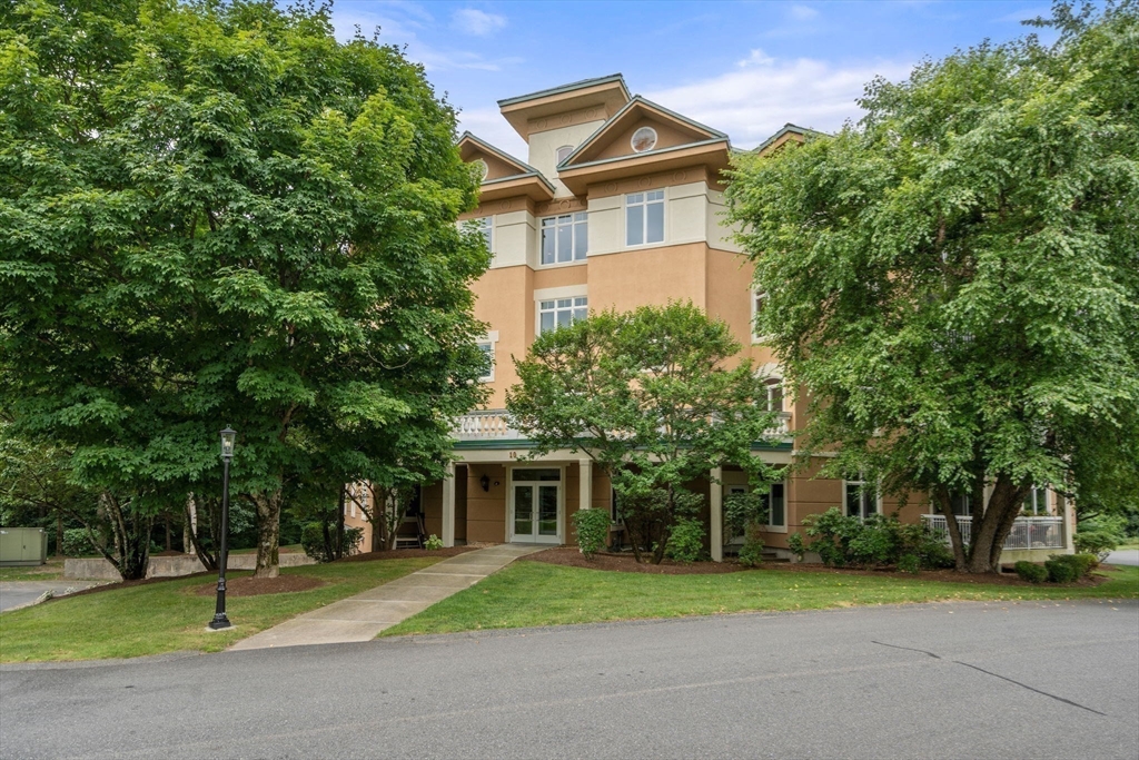 10 Northwood Drive # 301