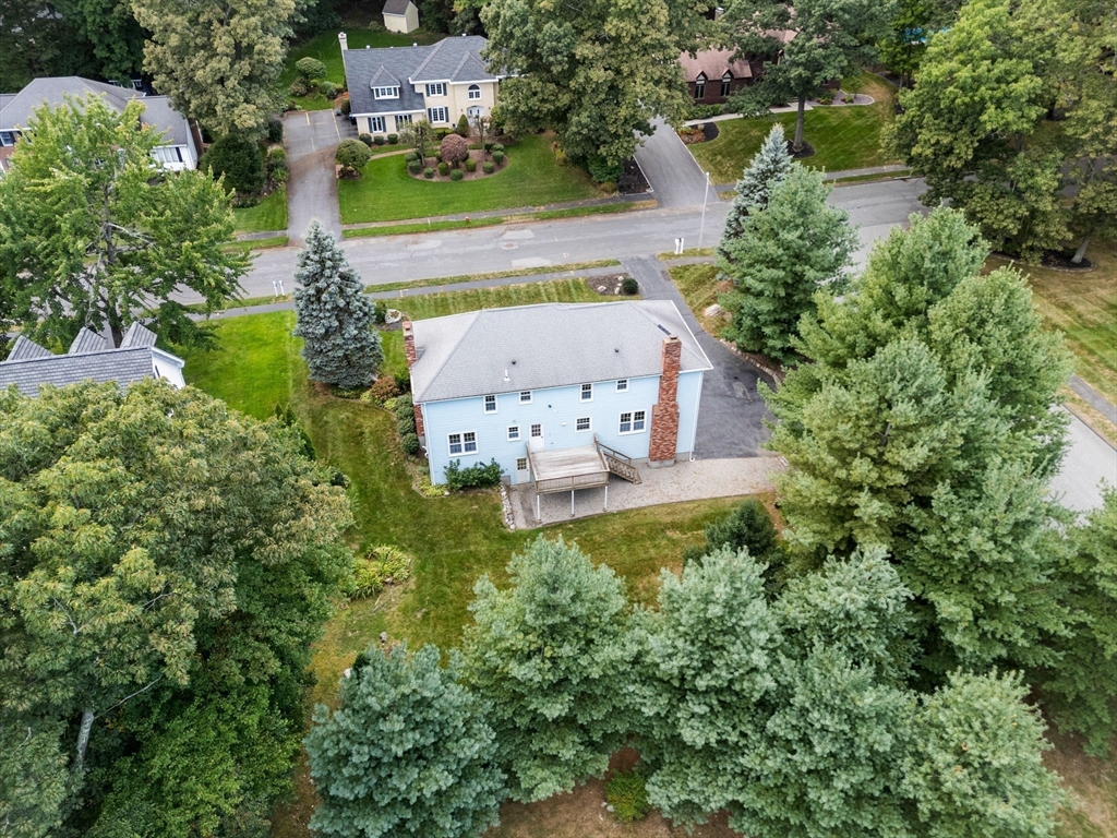14 Saxon Ln