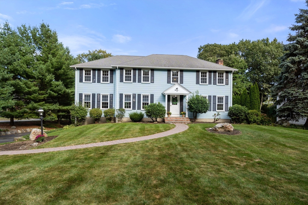 14 Saxon Ln