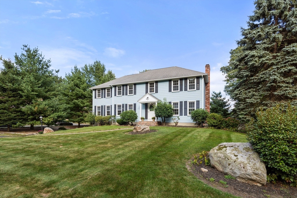 14 Saxon Ln