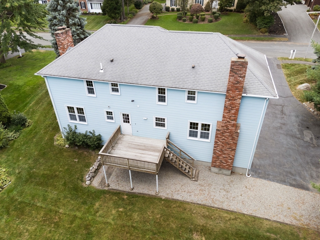 14 Saxon Ln