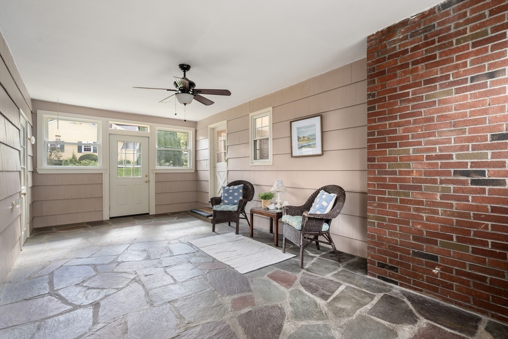 142 Summer St