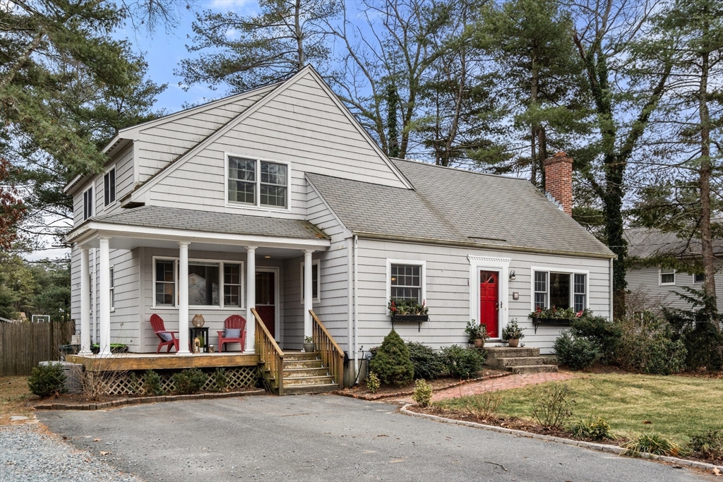 44 Pine St