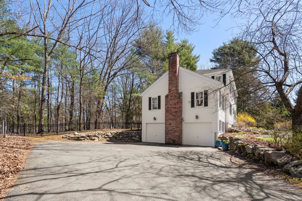 5 Crescent Lane