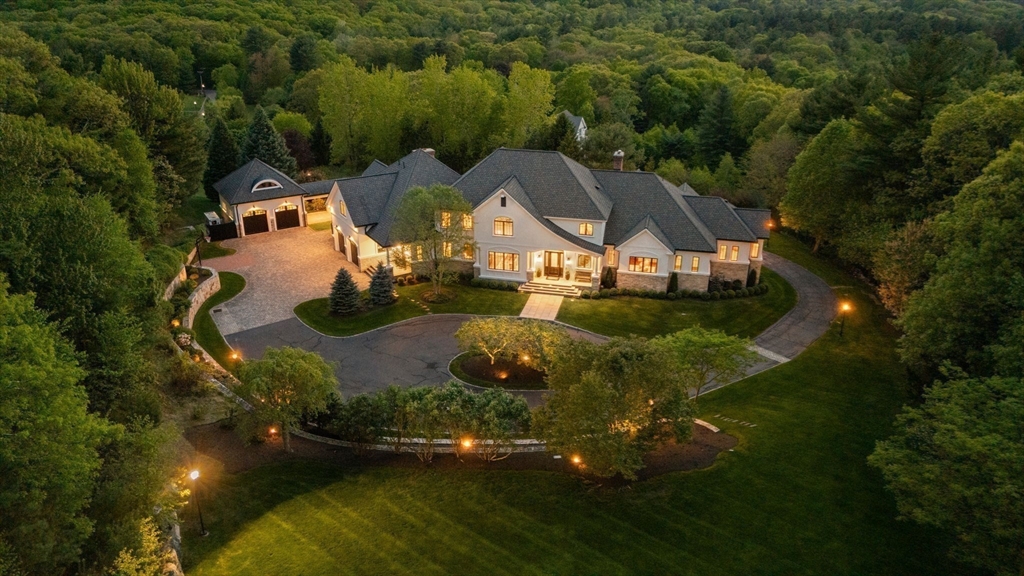 6 Wayside Cir