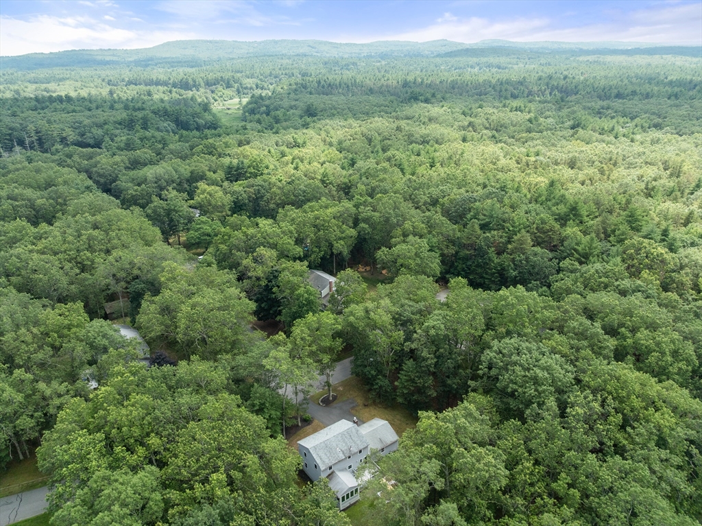 40 Pondview Road