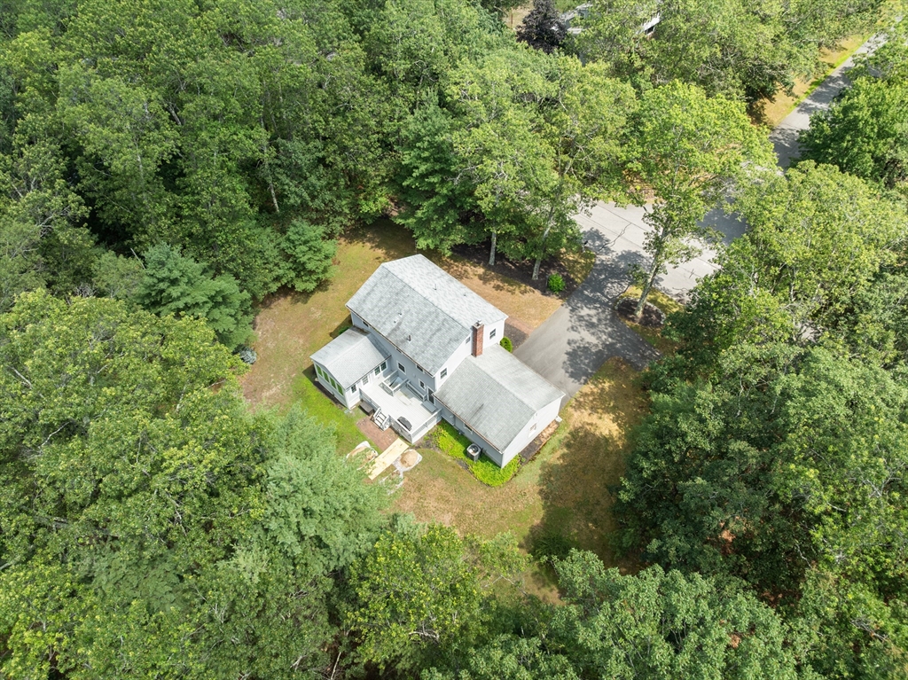 40 Pondview Road