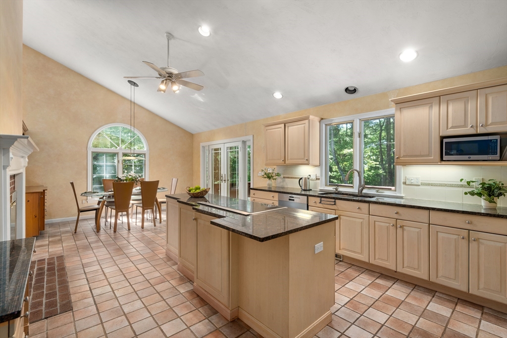 941 Concord Road