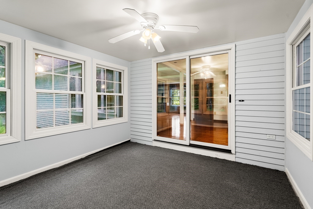 20 Shadow Oak Drive