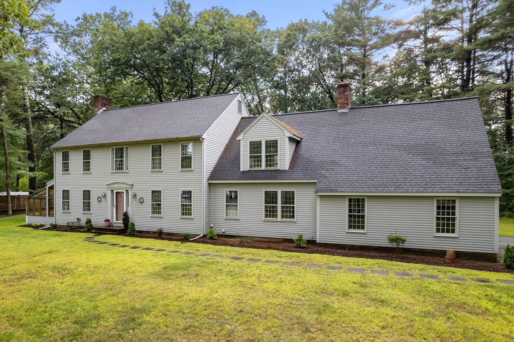 20 Shadow Oak Drive