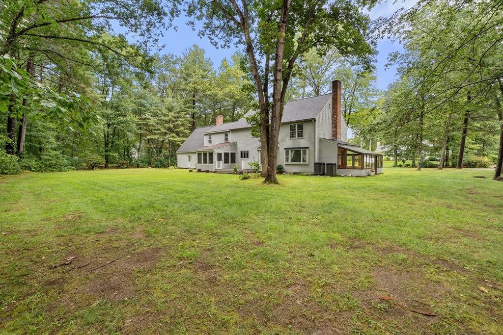 20 Shadow Oak Drive