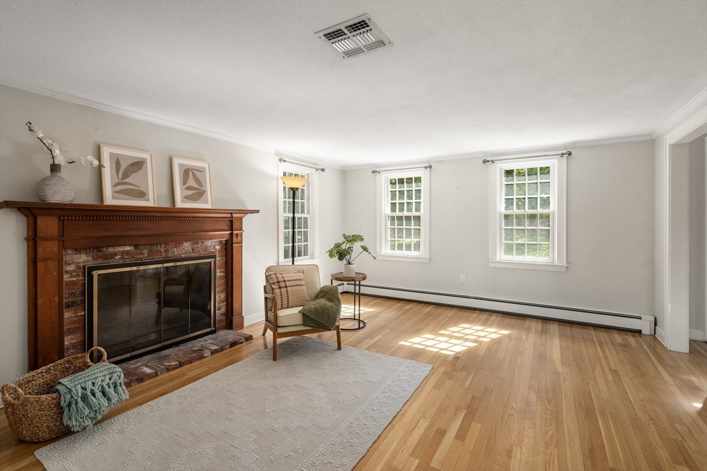 371 Willis Road