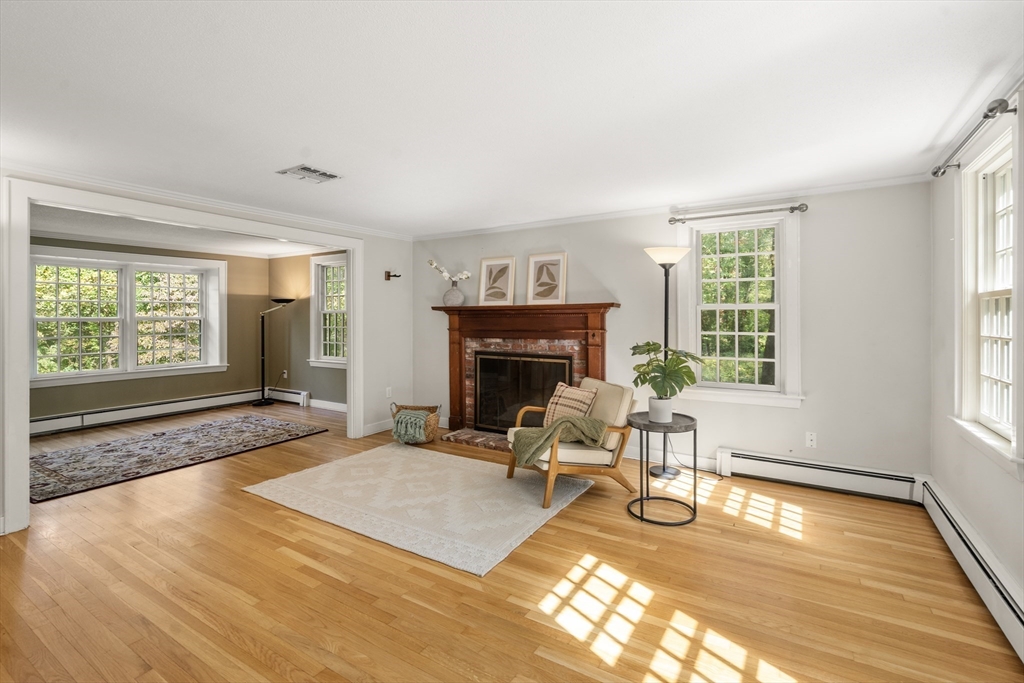 371 Willis Road