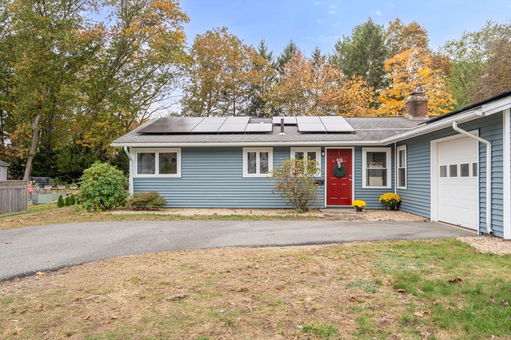 8 Clara Rd