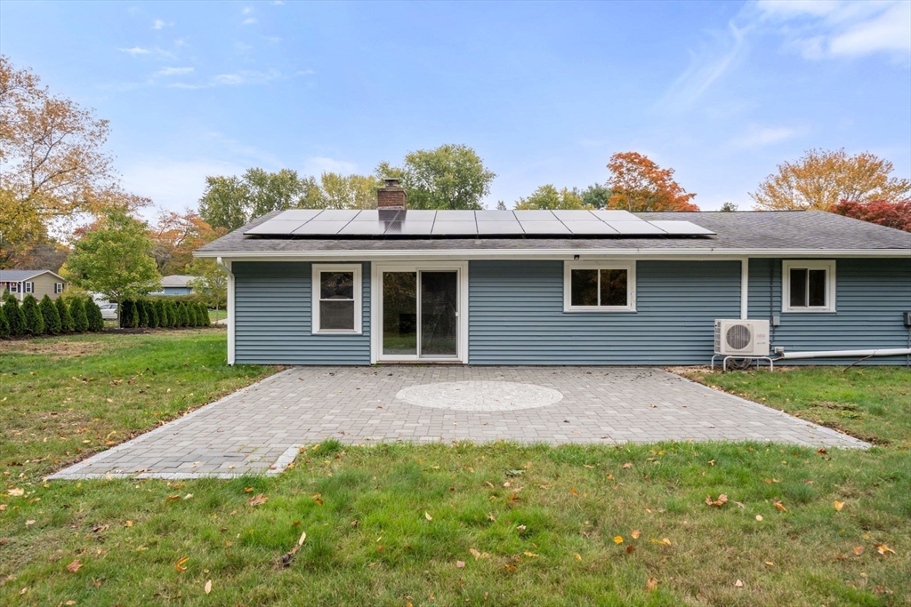 8 Clara Rd